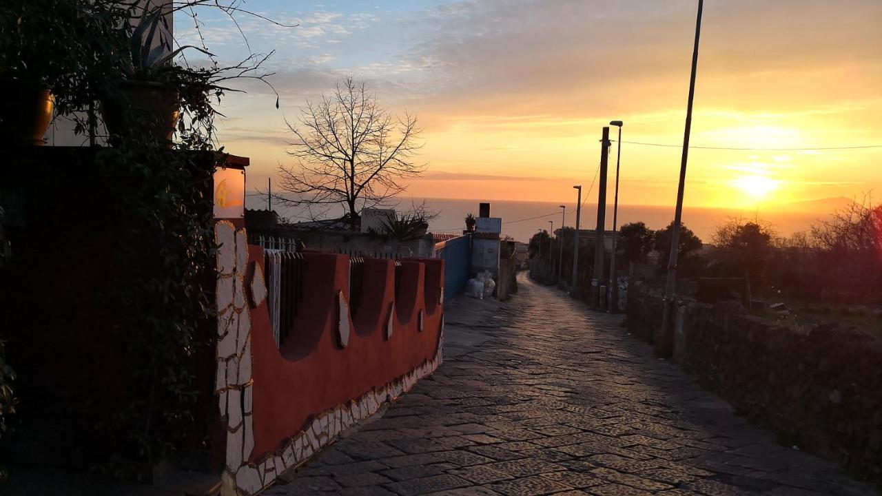 La Casetta Di Ester Ercolano Luaran gambar
